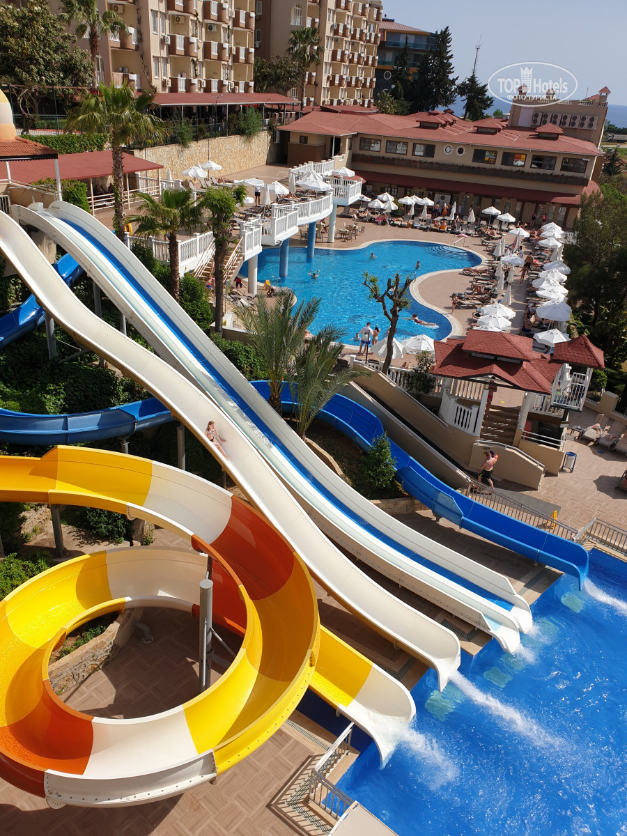 Аквапарк WaterHill Анталия