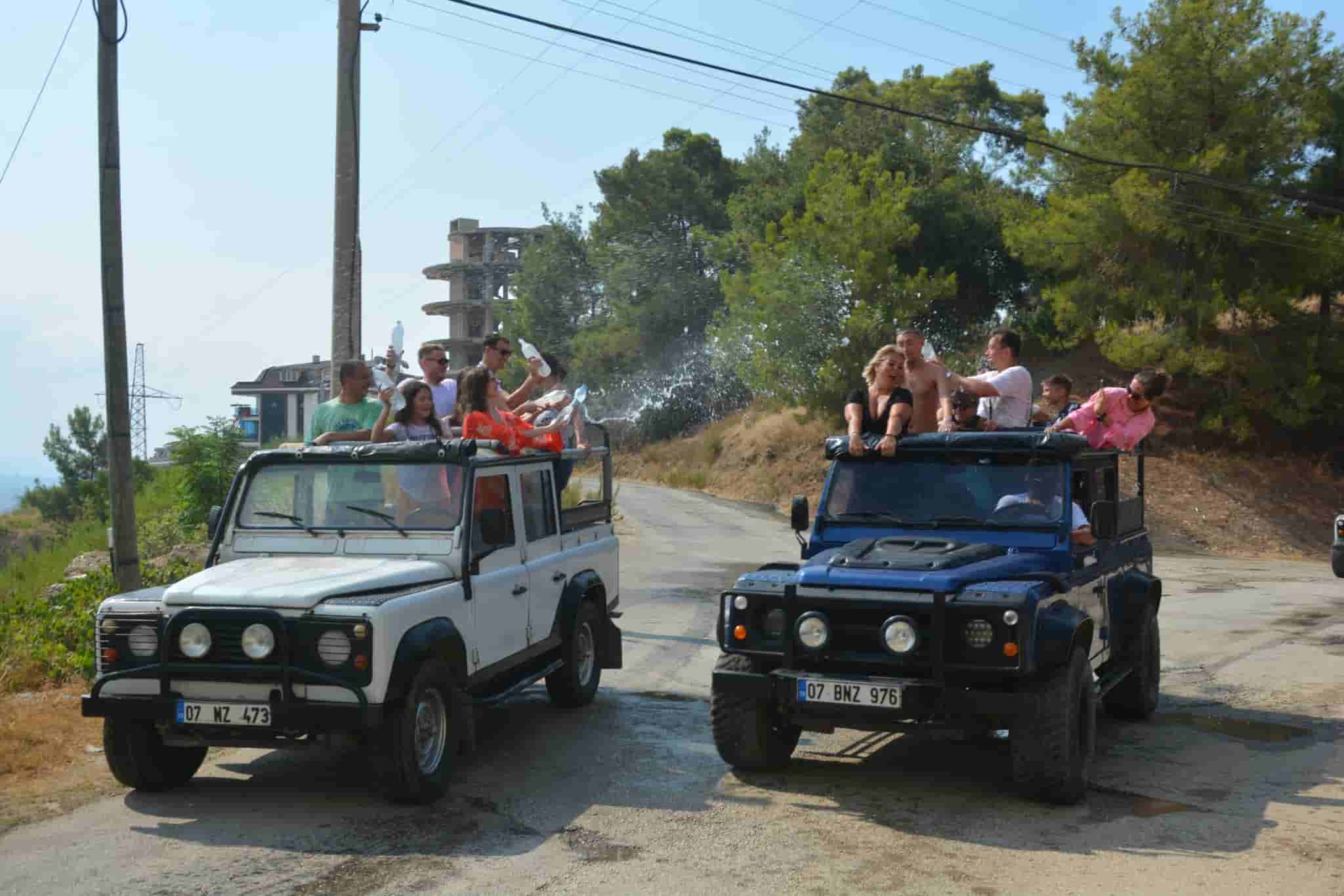 Экскурсия белек джип сафари с семьей и друзьями