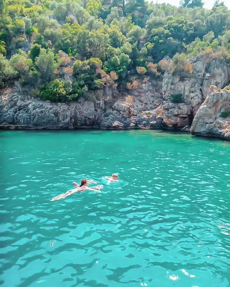 Бухта Порто Дженевиз из Белека