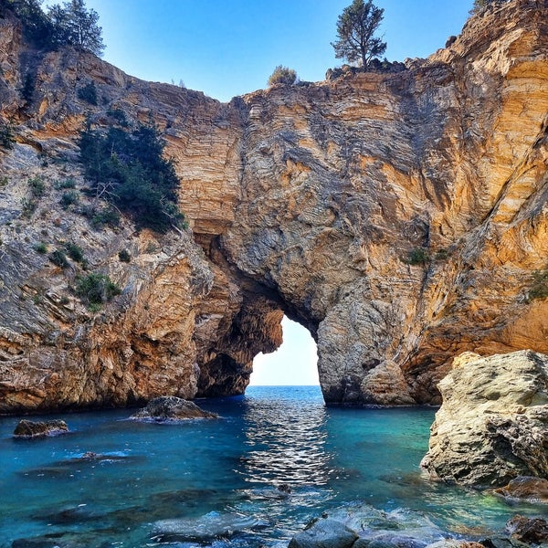 Экскурсия в бухту Делик Дениз из Алании