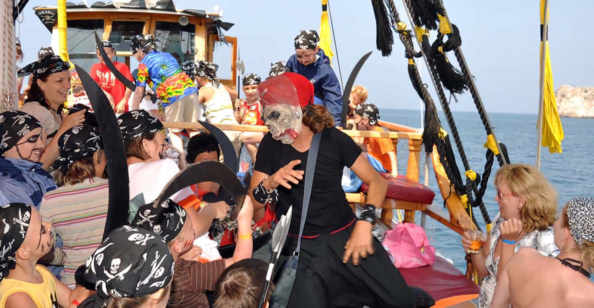 Pirate ship Big Kral in Side