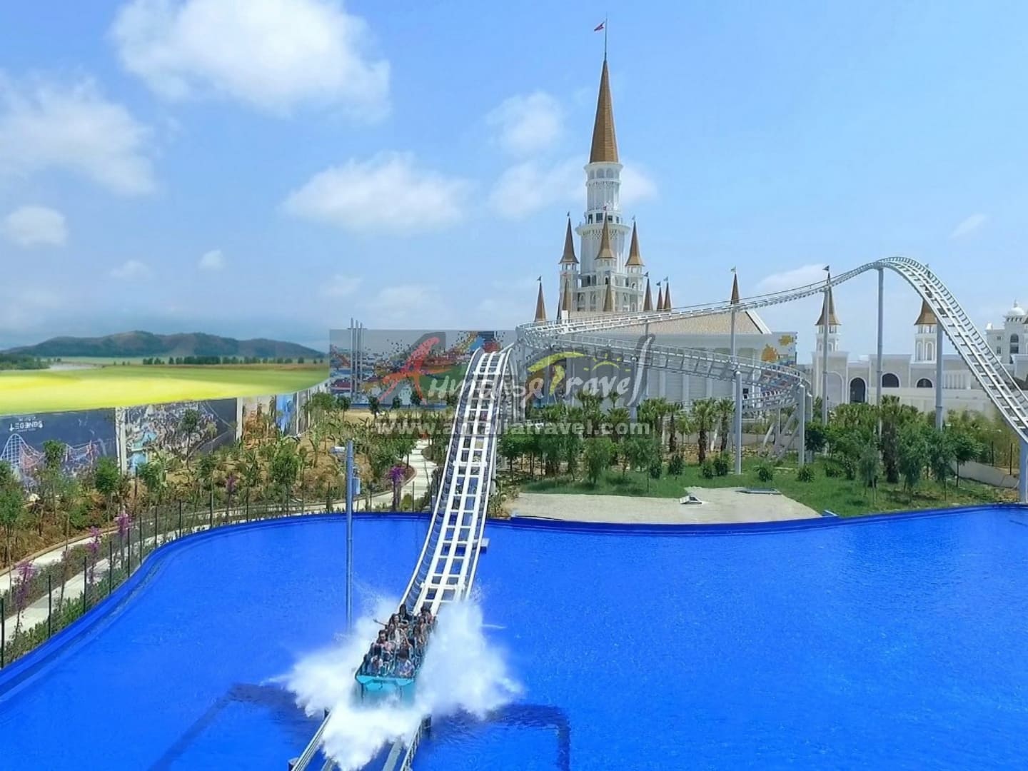 Side to Land of Legends tour