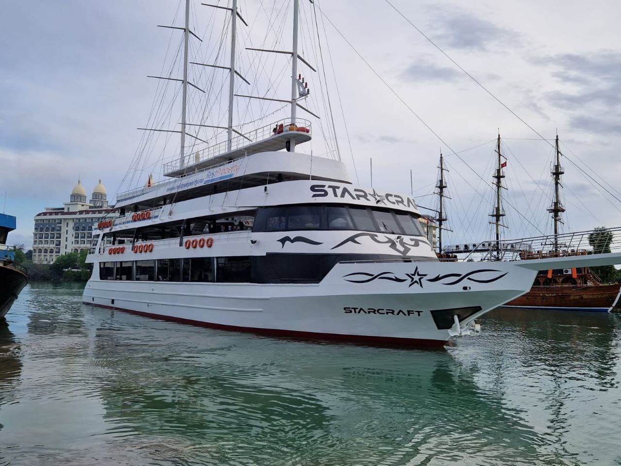 Alanya boat tour from Side