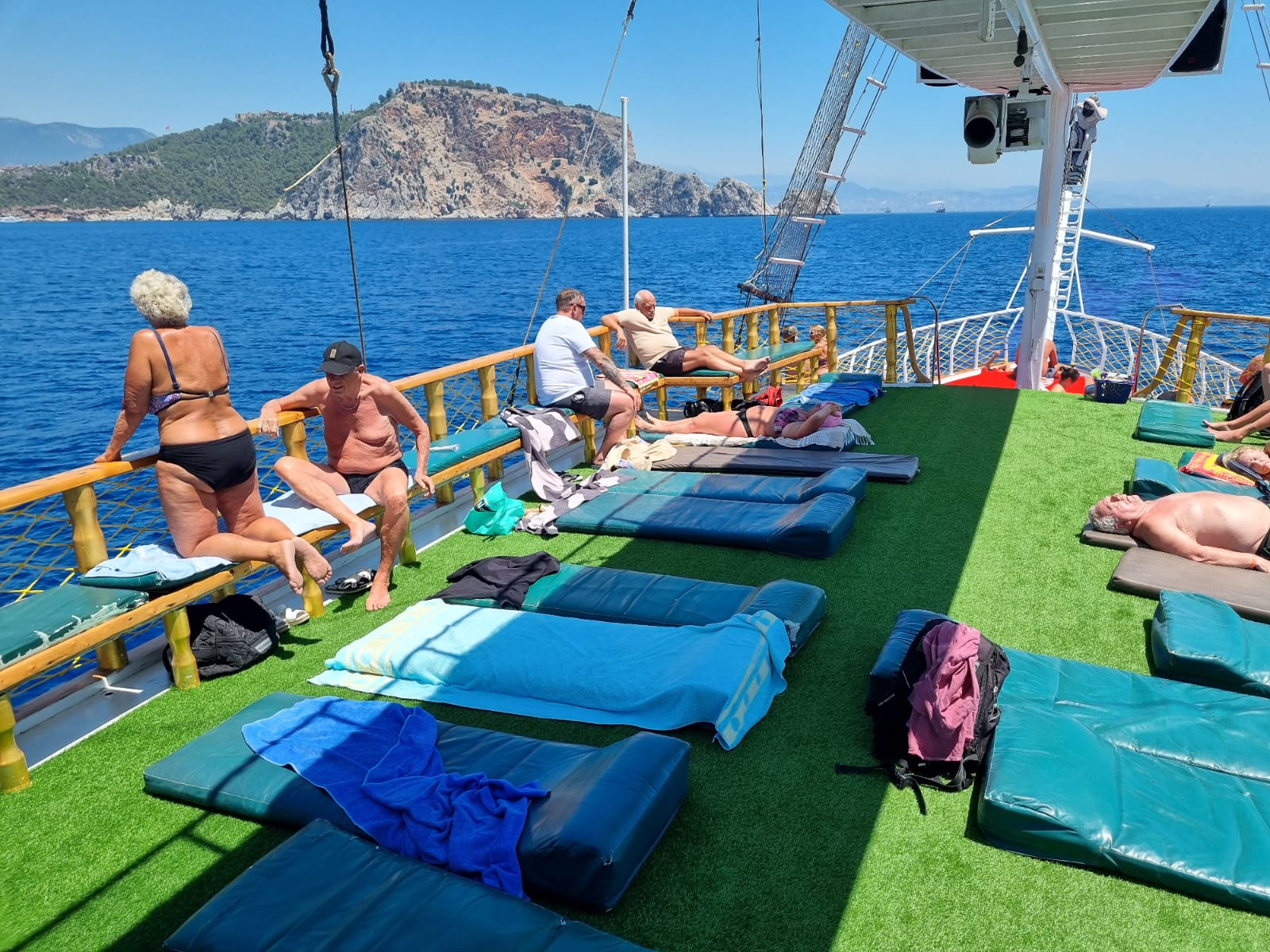 Релакс яхта в Алании