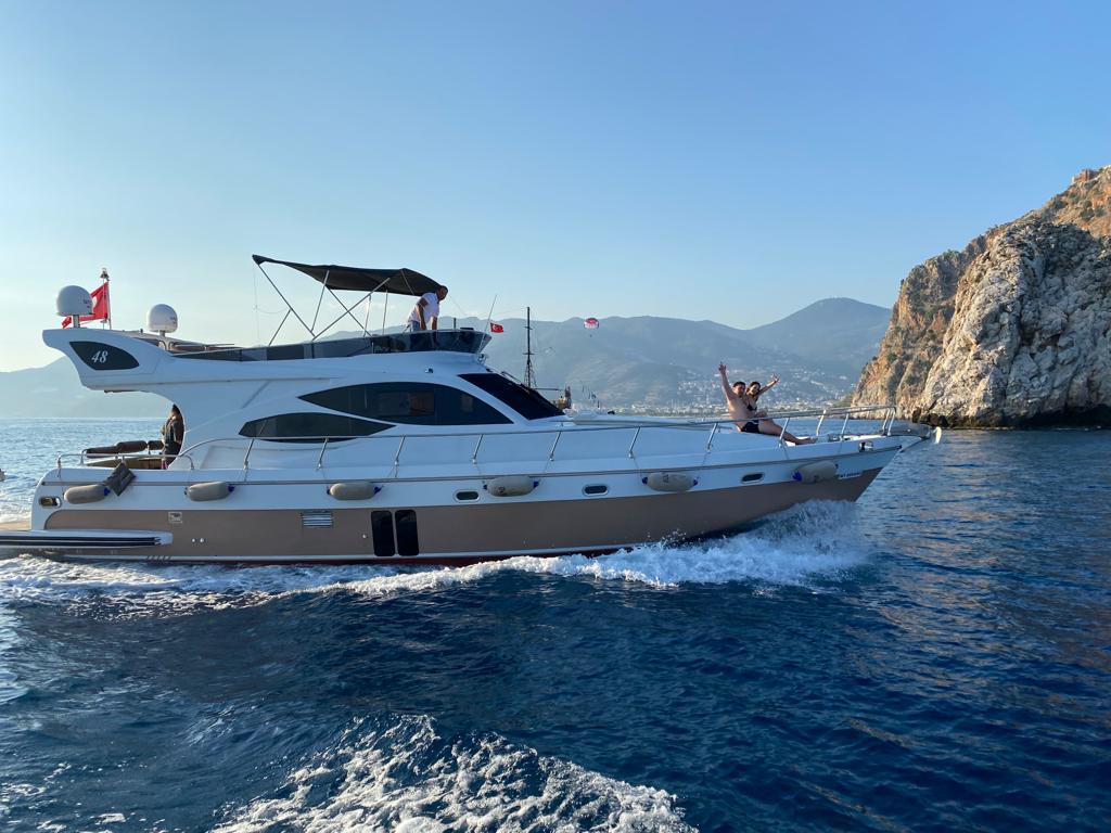 Alanya Private Yacht Luxury Cruise on the Mediterranean