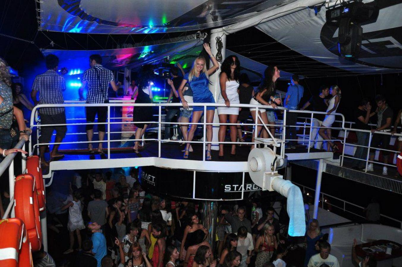 Alanya Night Party Boat Tour Fun Cruise & Music Experience