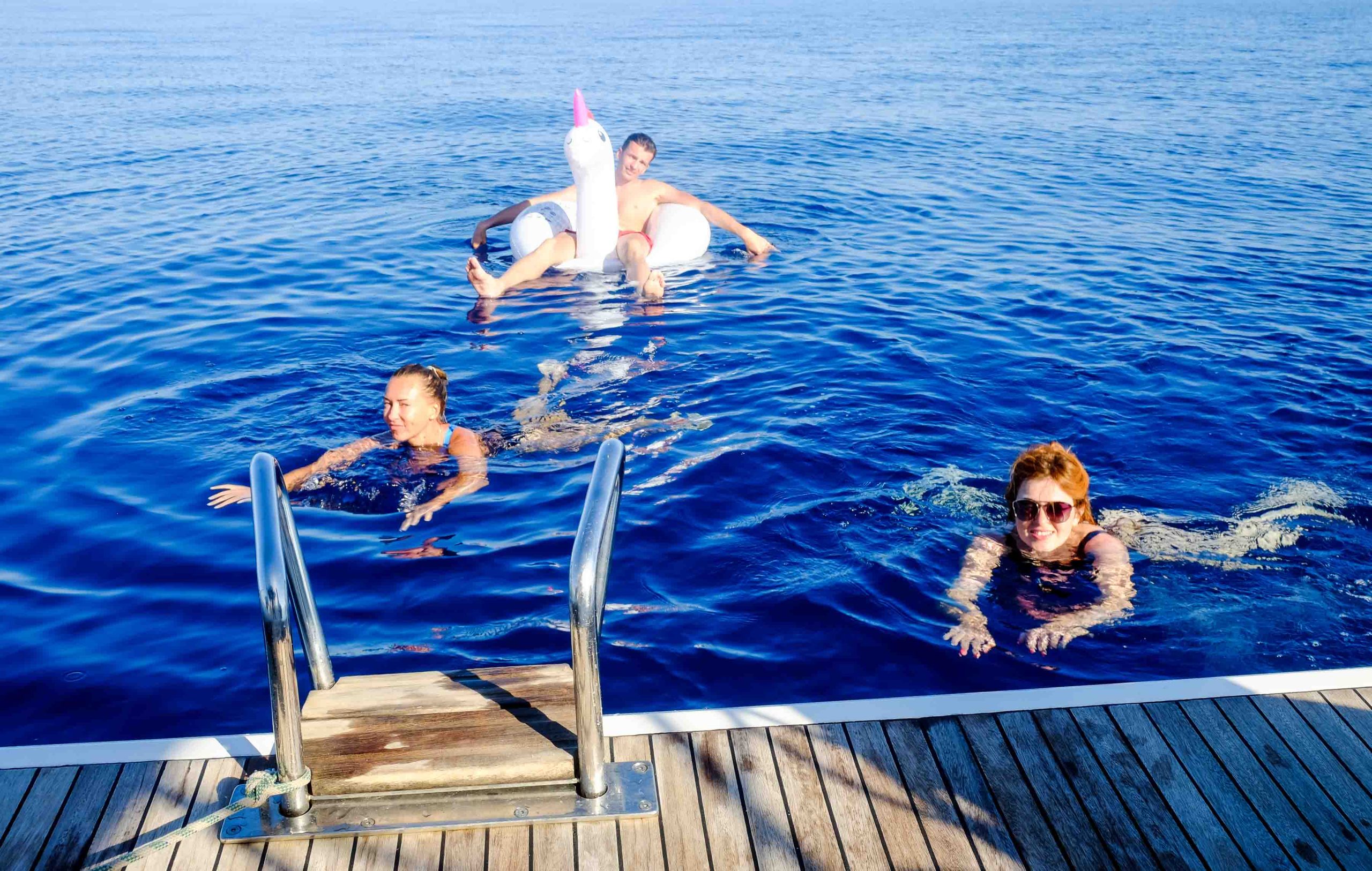 Экскурсия на джипах и пиратском корабле в Сиде