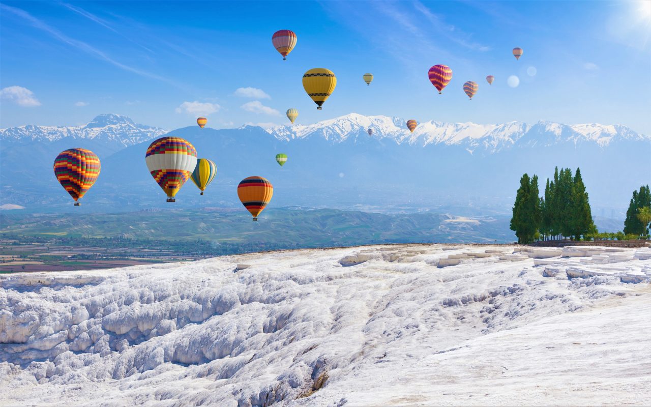 Hot air balloon tour Pamukkale from Side