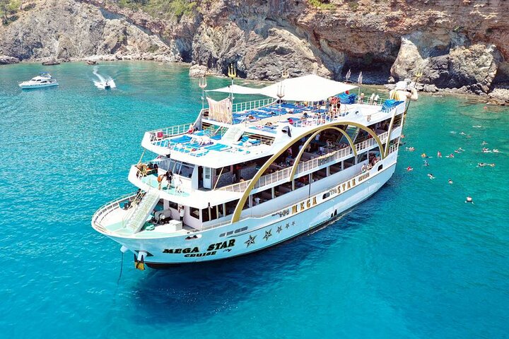 Kemer Mega Star Boat Tour