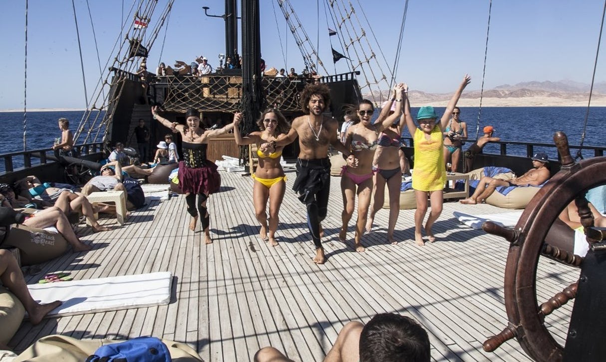 Kemer Pirate Boat Tour best family friendly cruise