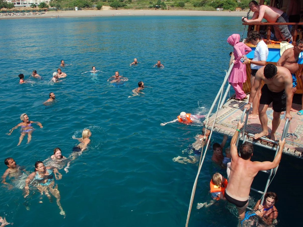 Kusadasi Pirate Boat Tour