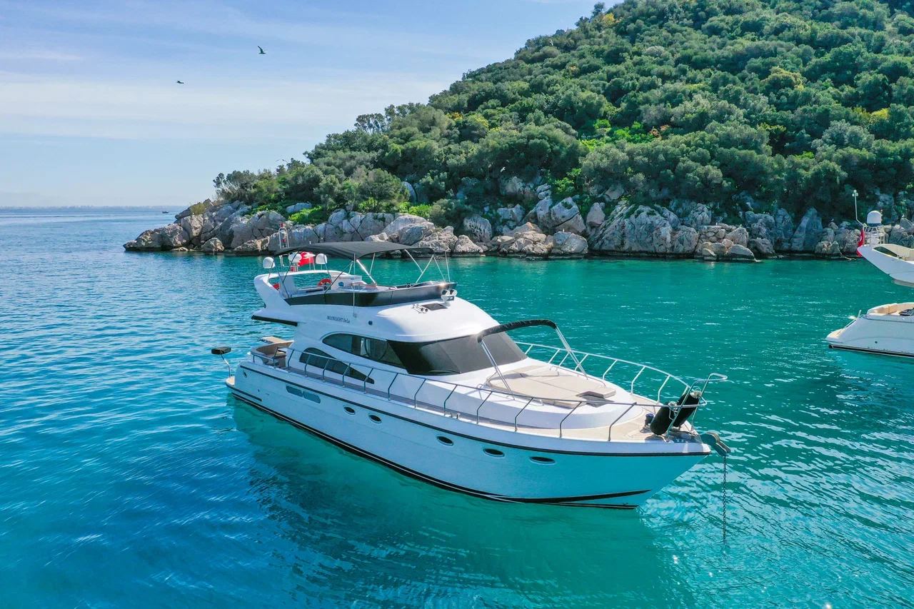 Yacht rental Kusadasi