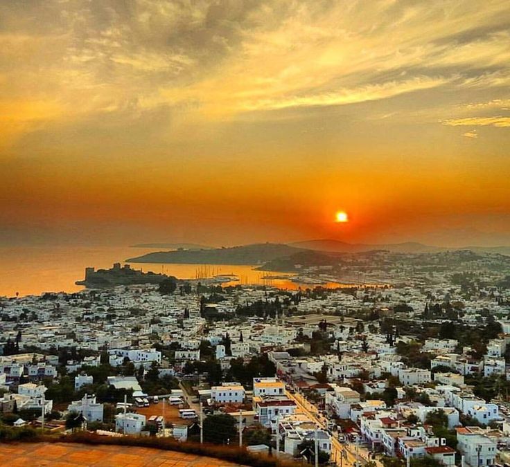 Вечерняя прогулка на яхте в Бодруме