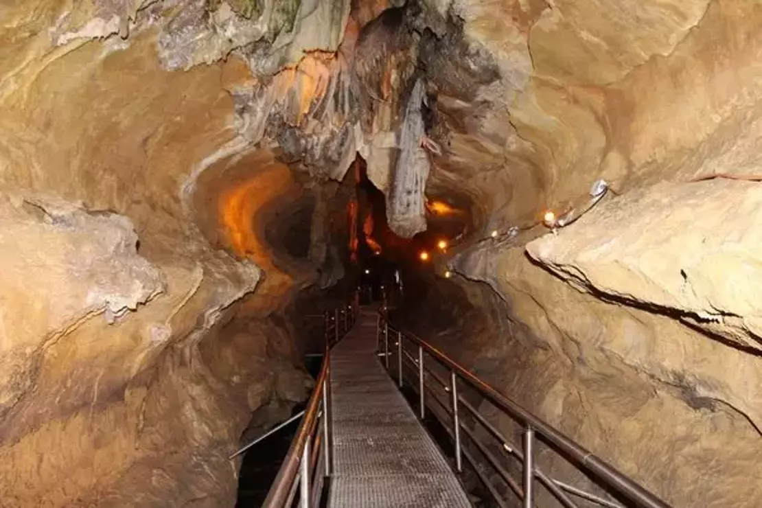 Çal Cave tour from Trabzon