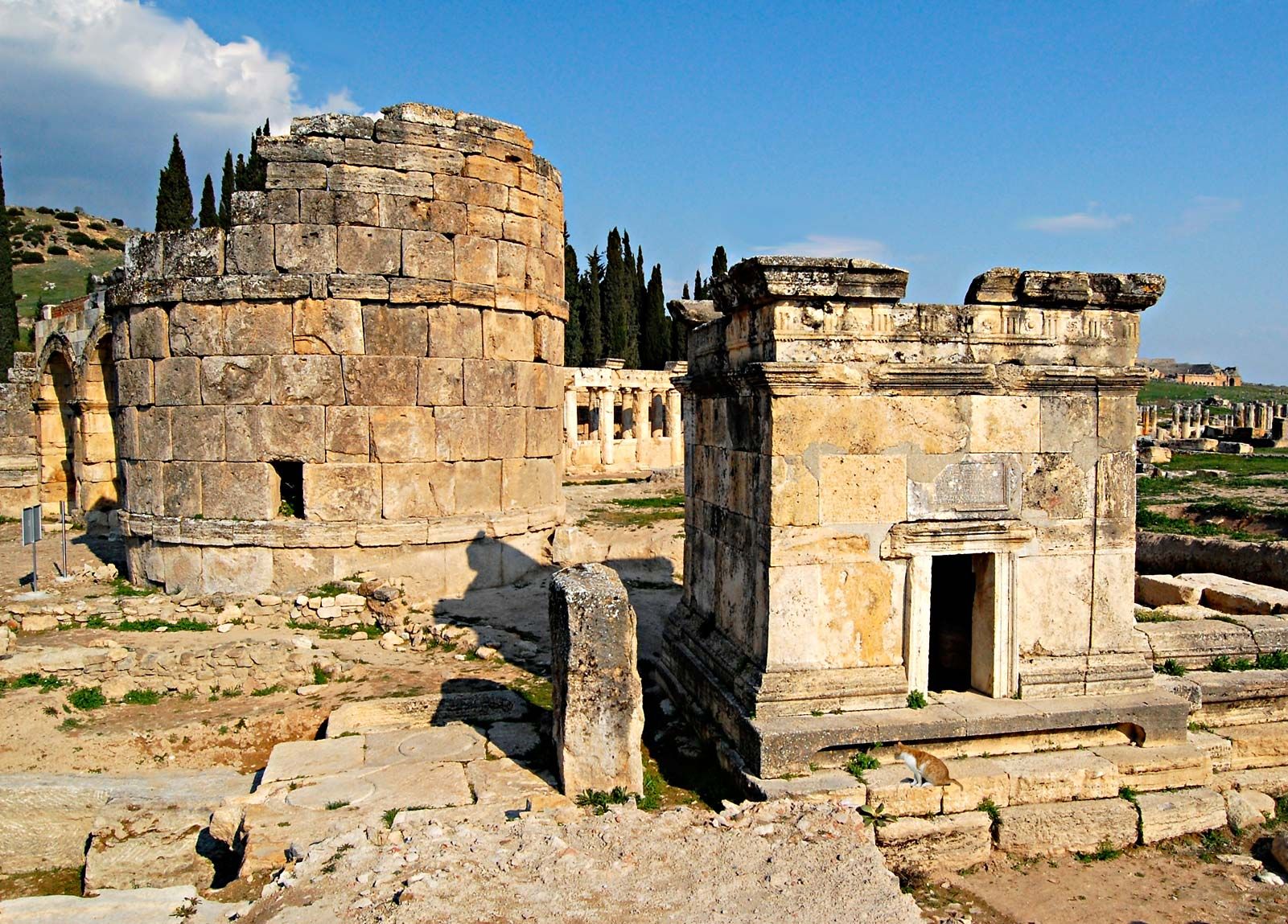 Best Travel Guide and Tours for Pamukkale from Istanbul