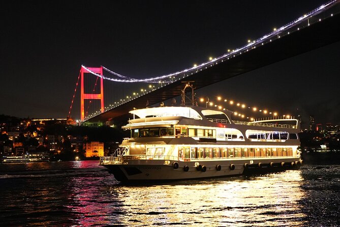 Bosphorus Cruise Istanbul with Dinner and Breathtaking Views