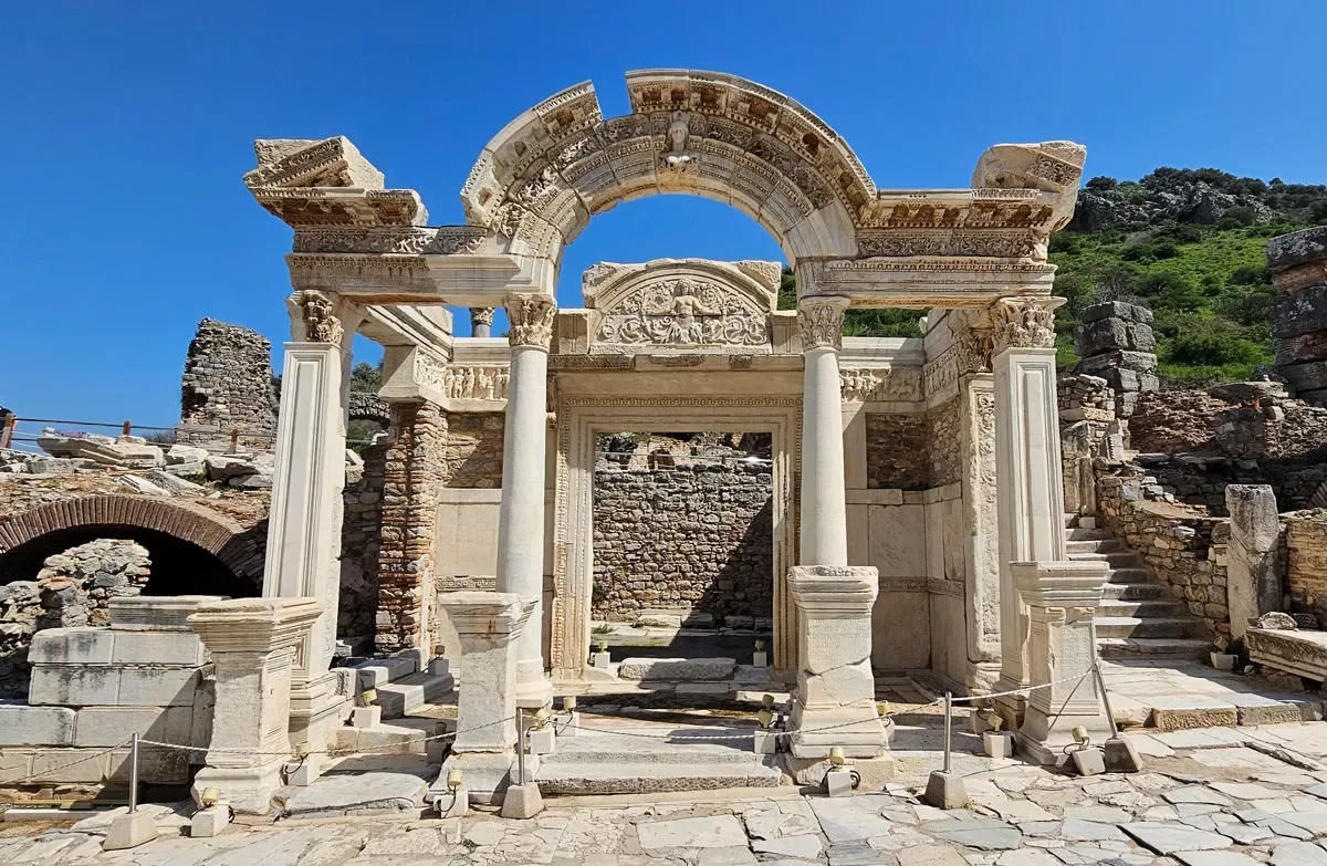 Экскурсия в Эфес из Дидима